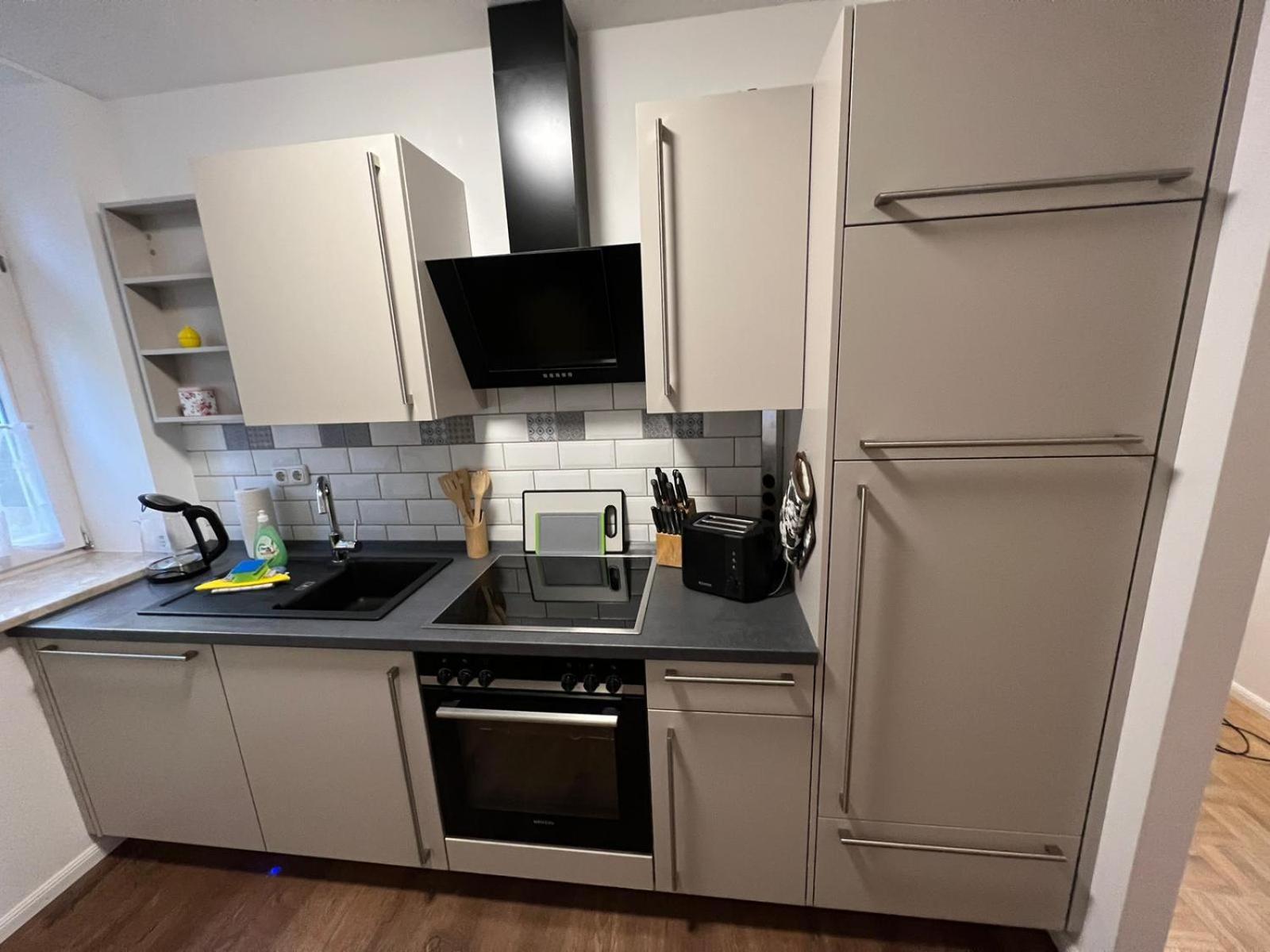 Apartment Bernstein Ruhig, Familienfreundlich Mit Garten Rostock Eksteriør bilde
