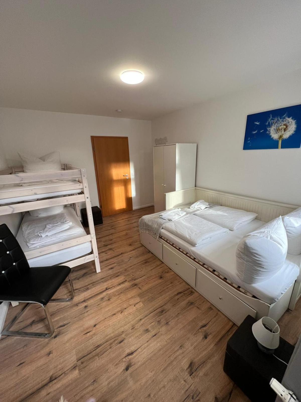 Apartment Bernstein Ruhig, Familienfreundlich Mit Garten Rostock Eksteriør bilde