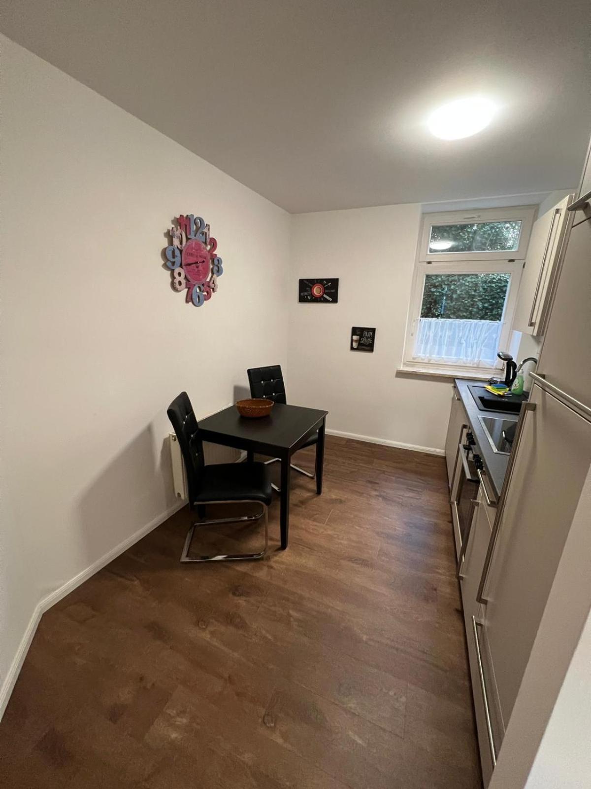 Apartment Bernstein Ruhig, Familienfreundlich Mit Garten Rostock Eksteriør bilde