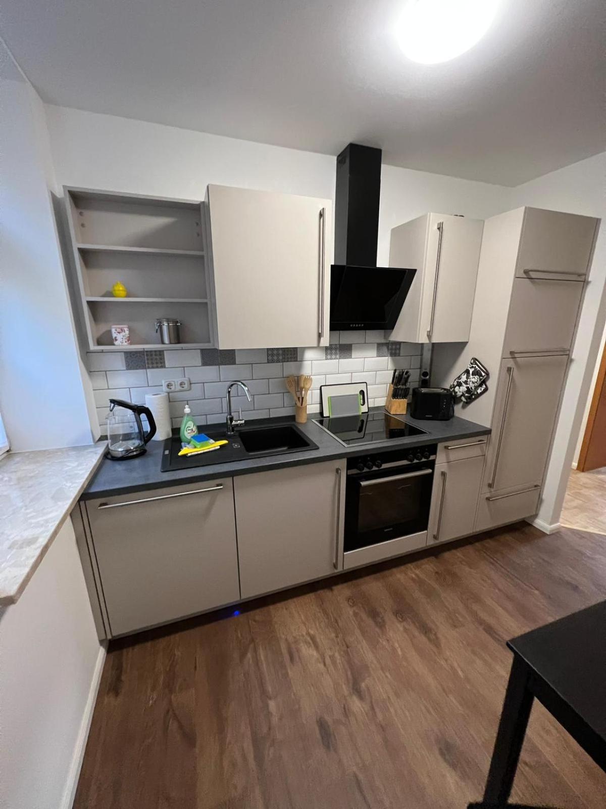 Apartment Bernstein Ruhig, Familienfreundlich Mit Garten Rostock Eksteriør bilde